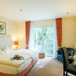 Otel Strandhaus Am Inselsee Güstrow