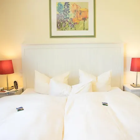 Hotel Strandhaus Am Inselsee