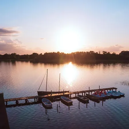 Hotel Strandhaus Am Inselsee 3*