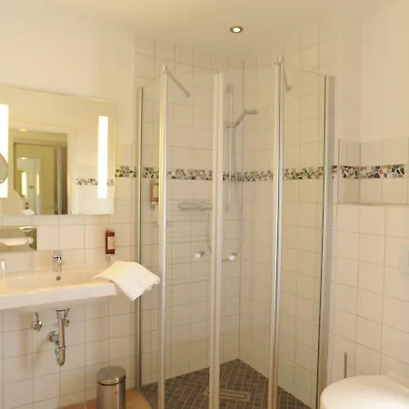 Strandhaus Am Inselsee 3* Гюстров