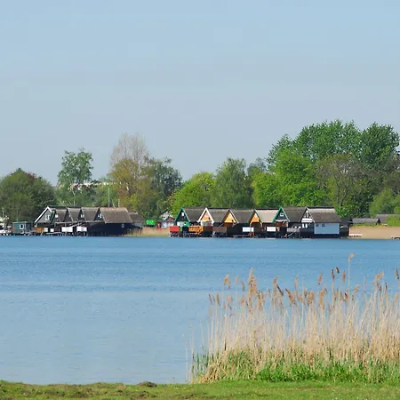 Отель Strandhaus Am Inselsee 3*
