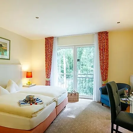 Strandhaus Am Inselsee Hotel