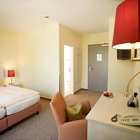 Strandhaus Am Inselsee Hotel 3*