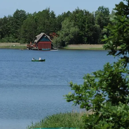Hotel Strandhaus Am Inselsee 3*