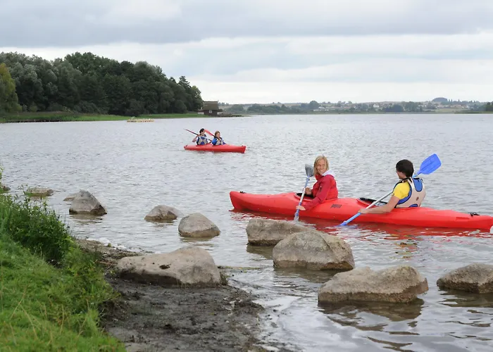 Отель Strandhaus Am Inselsee Гюстров