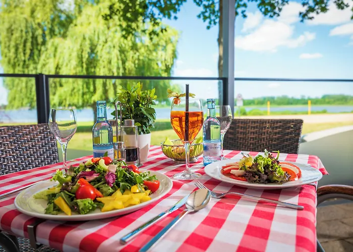 Strandhaus Am Inselsee Отель 3*