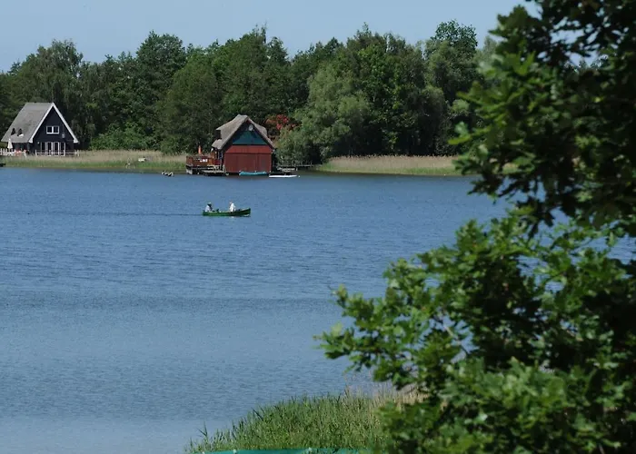 Отель Strandhaus Am Inselsee 3*
